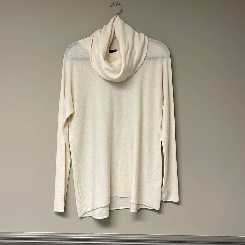100% Cashmere Vince Cream Cowl-neck Sweater